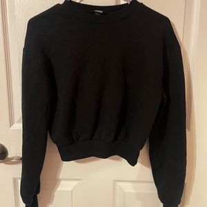 Wild Fable Black Cropped Crewneck